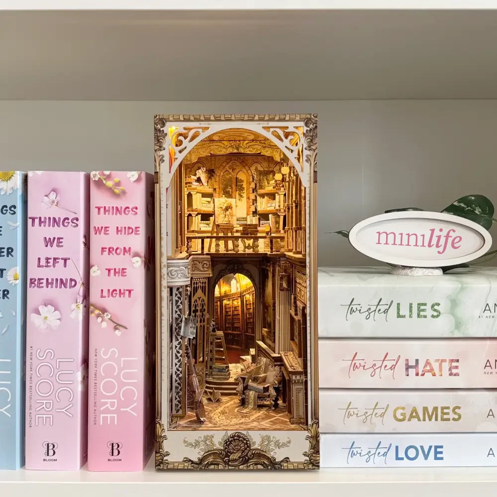 Baroque Dreams Library Book Nook DIY