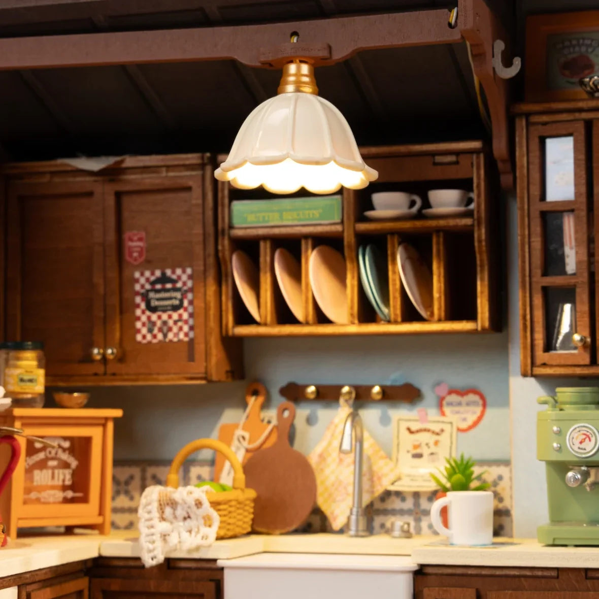 Vintage Kitchen Miniature DIY