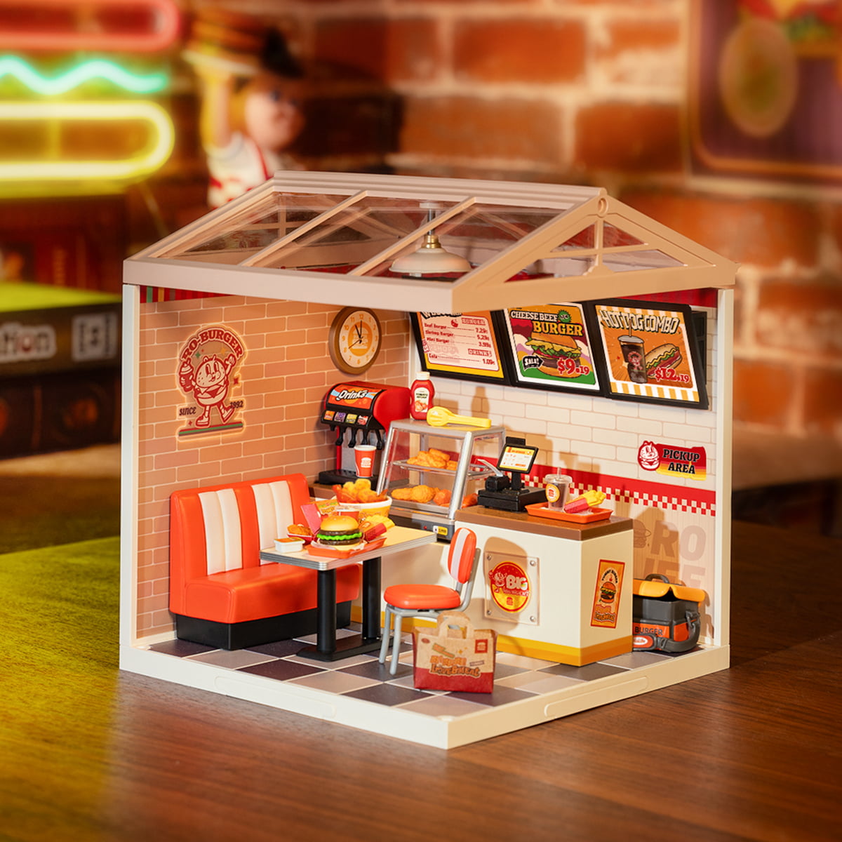 Yum Yum Burgers Diner Miniature DIY