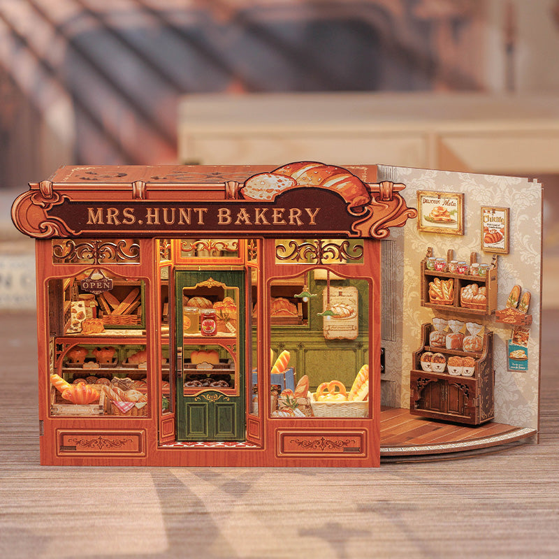 Mrs. Hunt's Bakery Miniature DIY