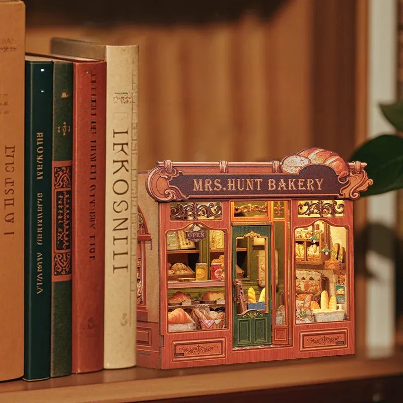 Mrs. Hunt's Bakery Miniature DIY