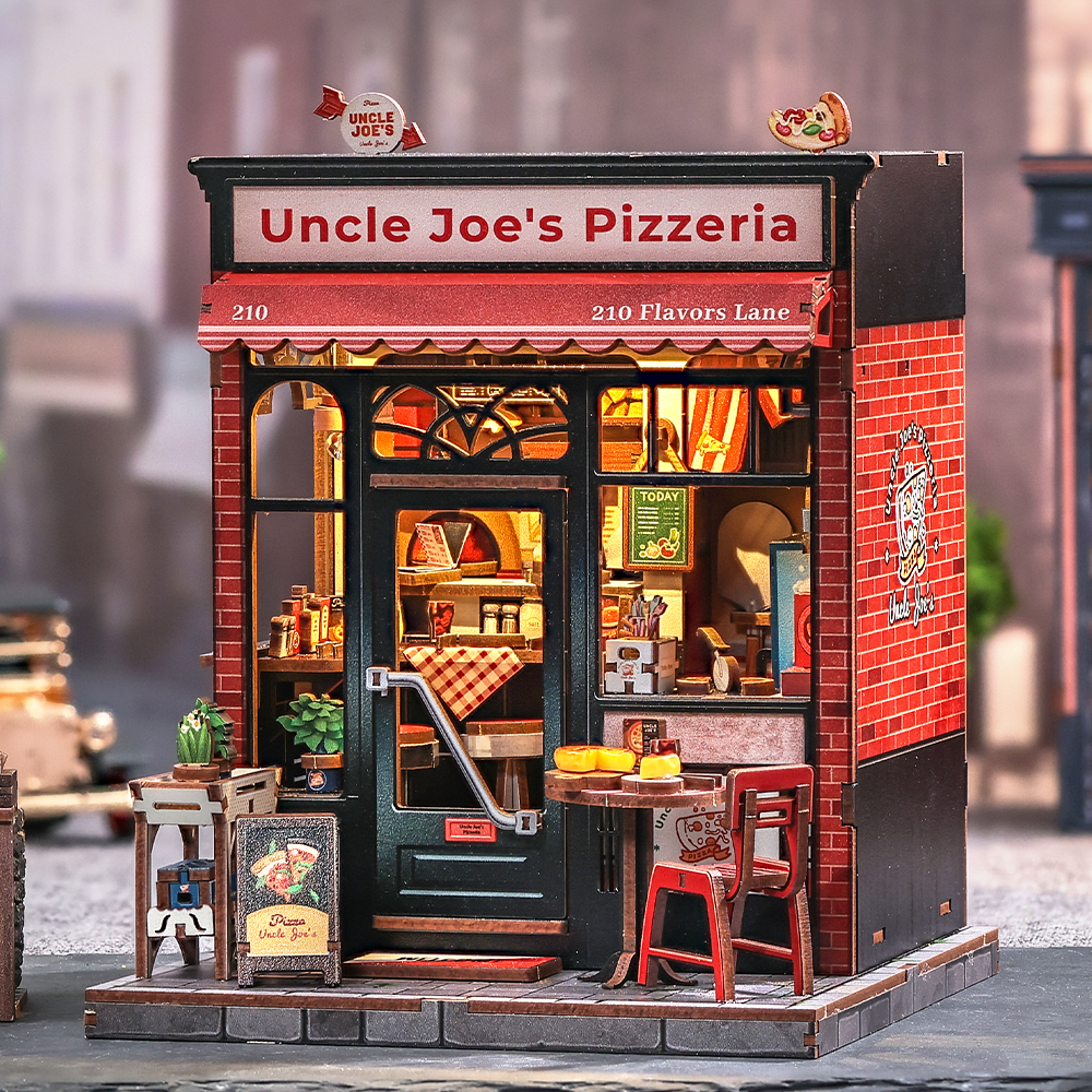 Uncle Joe's Miniature DIY Pizzeria