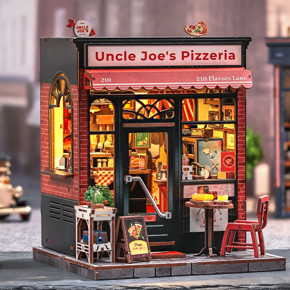 Uncle Joe's Miniature DIY Pizzeria